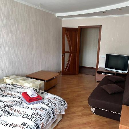 Двокімнатна Квартира На Архипенко Kiev Extérieur photo