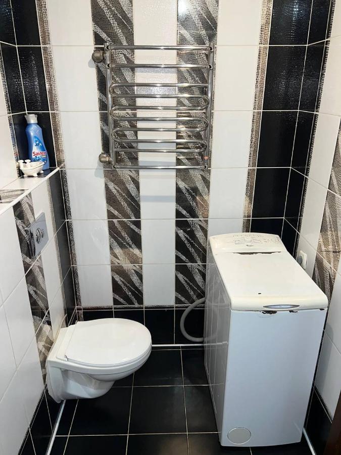 Двокімнатна Квартира На Архипенко Kiev Extérieur photo